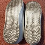 Steve Madden White and Silver Sneakers with Minimalist Design SZ 9 In Box Shoes Photo 8