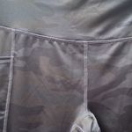 Reebok CAMOUFLAGE Black Leggings SIZE SMALL Photo 2