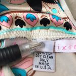 Alice & Trixie Like New!  Sleeveless Top Photo 4