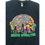 Gildan Women's T SHIRT ZOMBIE APOCALYPSE Theme Park Black Size Medium Photo 2