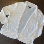 Cable & Gauge Lightweight White Cardigan - size medium Photo 4