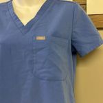 FIGS Technical Collection Blue Short Sleeve V-Neck Medical Scrub Shirt Pocket-XS Photo 5