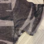 Z Supply  Camo Pocket Tee in Gray Camouflage Burnout Triblend Size Small Photo 4