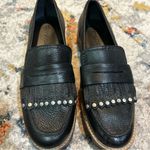 Bernardo  Loafers 5 Black Leather Kiltie Fringe Studs Silver Shoes Women’s Photo 3