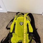 Quest Hydration Pack Backpack 2 Liter yellow Bag Hiking Pockets Water Bladder Photo 6