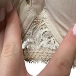 Paramour Carolina Seamless Contour Plunge T Photo 7