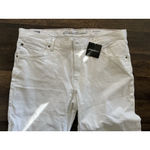 Eddie Bauer  Women’s Boyfriend Crop Jeans White Size 14 NWT Tapered Leg Photo 1