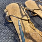 Tory Burch ‎ Emmy Leather Thong Sandals Size 10.5 Flat Logo Photo 2
