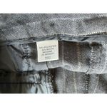 Van Heusen  Women's Dress Pants Trousers in Charcoal Gray Pinstripe Size 2 Photo 7