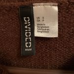 H&M Cropped Sweater Photo 1