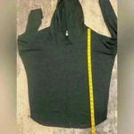 Old Navy Women’s Green  Pullover Hoodie Photo 5