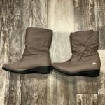 Totes Women's Brown Boots Size 8 Photo 5