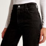 Abercrombie & Fitch Abercrombie High-Rise Jeans 90s Relaxed Photo 2