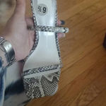 NAYLIN SANDAL BY DOLCE VITA Gray Size 6.5 Photo 2