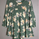 Chris & Carol  Green Babydoll Bell Sleeves Top Size Large Photo 0