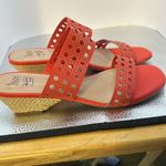 Impo Size 10 medium sandals, beautiful dark peach color. Man-made material. Photo 1