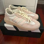 Adidas  tennis shoes light pink sneakers Photo 0