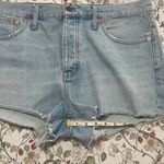Madewell  Relaxed frayed Denim cotton Shorts button fly Cedarcroft Wash Size 32 Photo 5
