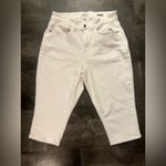 Judy Blue White  Los Angeles Skinny Fit Capris Photo 3