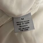 White dress with attached short Puffy sleeves Photo 6