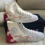 Converse Size 8 Photo 0