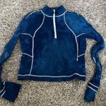 Lululemon  its rulu cropped half zip size 8 Photo 0