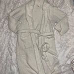 Barefoot Dreams  Ivory / White Size 1 Chic Cozy Robe with Strap Photo 0