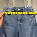 Good American Distressed Jeans Photo 11