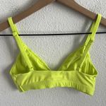 SKIMS  Bright Neon Green Pull On Style Adjustable Strap Bralette Bra XS Photo 1