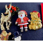 Costume Jewelry Christmas Brooches & 2 Button Covers Lot Vintage To Modern Gold Photo 5