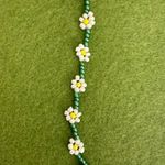 Handmade Women’s White and Yellow Daisy Chain Beaded Bracelet Photo 0