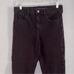 American Eagle Womens Size 8 HI RISE JEGGING Maroon Jeans Next Level Stretch Photo 1