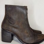 Alcala’s distressed brown leather boots size 8 1/2. Photo 4