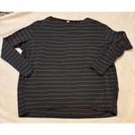 Lululemon EUC Back In Action Long Sleeve Shirt, Short Serve Stripe Gry/Wht, Sz 4 Photo 2