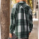 Green & White Plaid Flannel Long Sleeve Shacket Size XS Photo 2