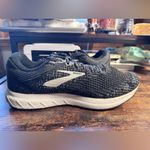 Brooks Revel 3 Black & White Knit Running Shoes - Women's Size 11 Photo 5