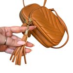 Boutique  Womens Zipper Pocket Crossbody Purse Caramel‎ Brown Faux Leather Travel Photo 1