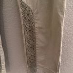 Pilcro and the Letterpress Anthropologie Lace Bottom Leg Jeans Size 31 Photo 2