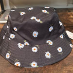 Alice + Olivia NWT Black Floral Bucket hat One Size Photo 0