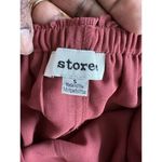 Storee Top Off Photo 3