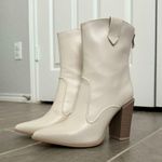 VICI NWT - Heeled Ankle Booties - Bone Color - Size 7 Photo 1