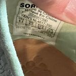 Sorel Women’s Explorer Defy Low Light Green Tennis Shoe Size 6.5 Photo 2