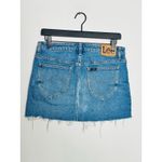 Lee Blue Medium Wash Cotton Denim Low Rise Mini Skirt Size 27 Photo 4