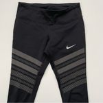 Nike  Women’s Dri-Fit Ankle Leggings Size S Photo 1
