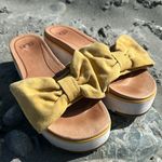 UGG  Yellow Bow Platform Sandals Size 6.5 Photo 14