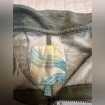 Cali 1850  distressed burnout top Photo 2