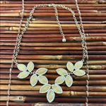 Liz Claiborne Gold and Cream Floral Necklace 18”-20” Photo 2