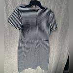 Old Navy  Striped Dress Size XL back and white stripes Photo 5