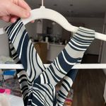 Abstract Marble Print Halter Neck Sleeveless Open Back Crop Top Size S Green Photo 2