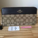 Coach Wallet Photo 0